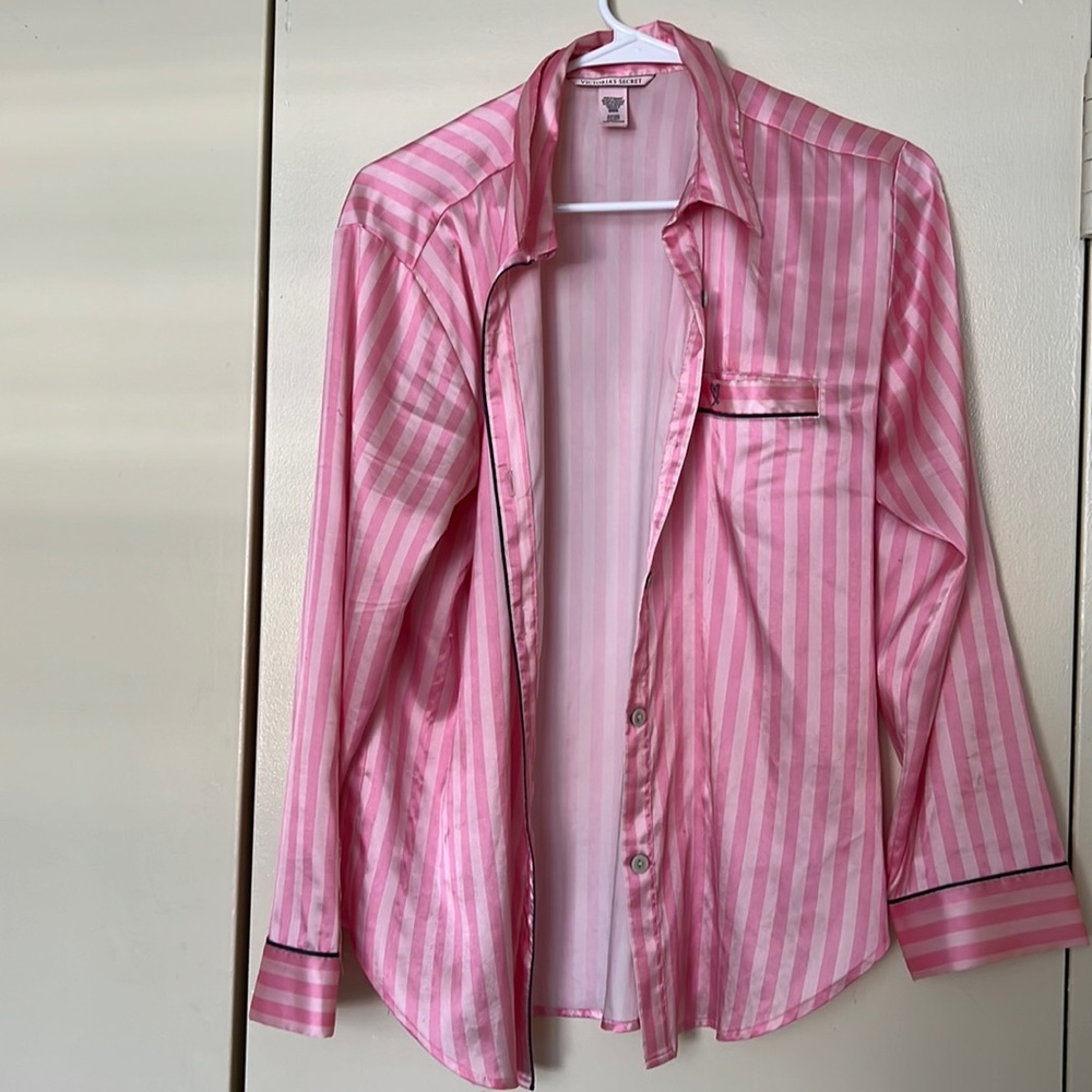 Victoria’s Secret satin Pajama pink VS 💘🎀